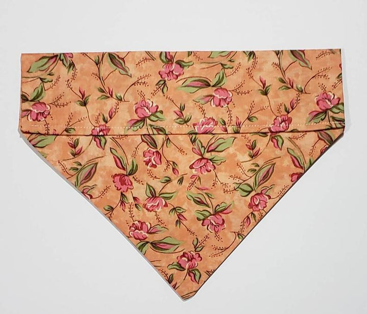 The Snazzy Pooch - Pretty in Peach Bandana- Large