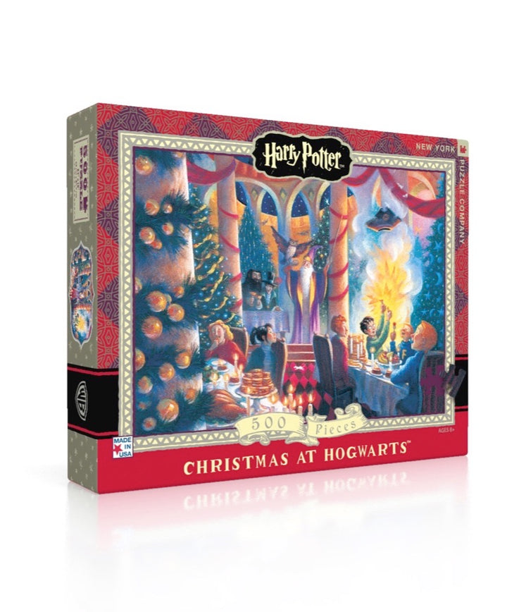 New York Puzzle Company - Christmas At Hogwarts 500 Puzzle
